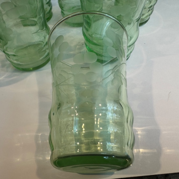 Rare Set of 8 Dunbar Floral Etched Uranium Glass Tumblers GORGEOUS - Picture 9 of 16